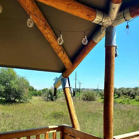 Casa Dos Namorados * Alcantarilha